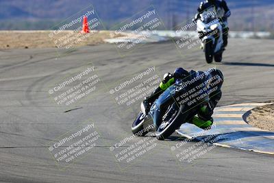 media/Jan-09-2022-SoCal Trackdays (Sun) [[2b1fec8404]]/Turns 9 and 8 (920am)/